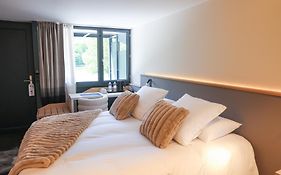 Lacorniche Hotel